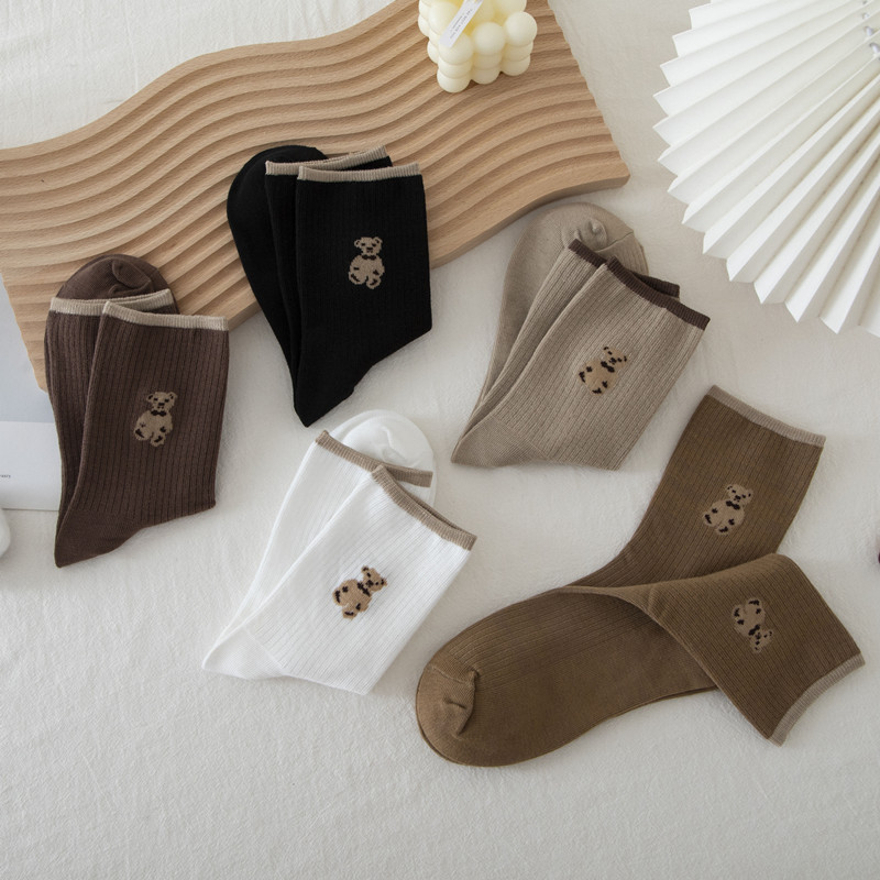 Little Bear Socks Women's mid-calf autumn and winter style Cute Japanese style Instagram trendy Korean coffee-colored fashionable pile socks autumn and winter long socks details Picture
