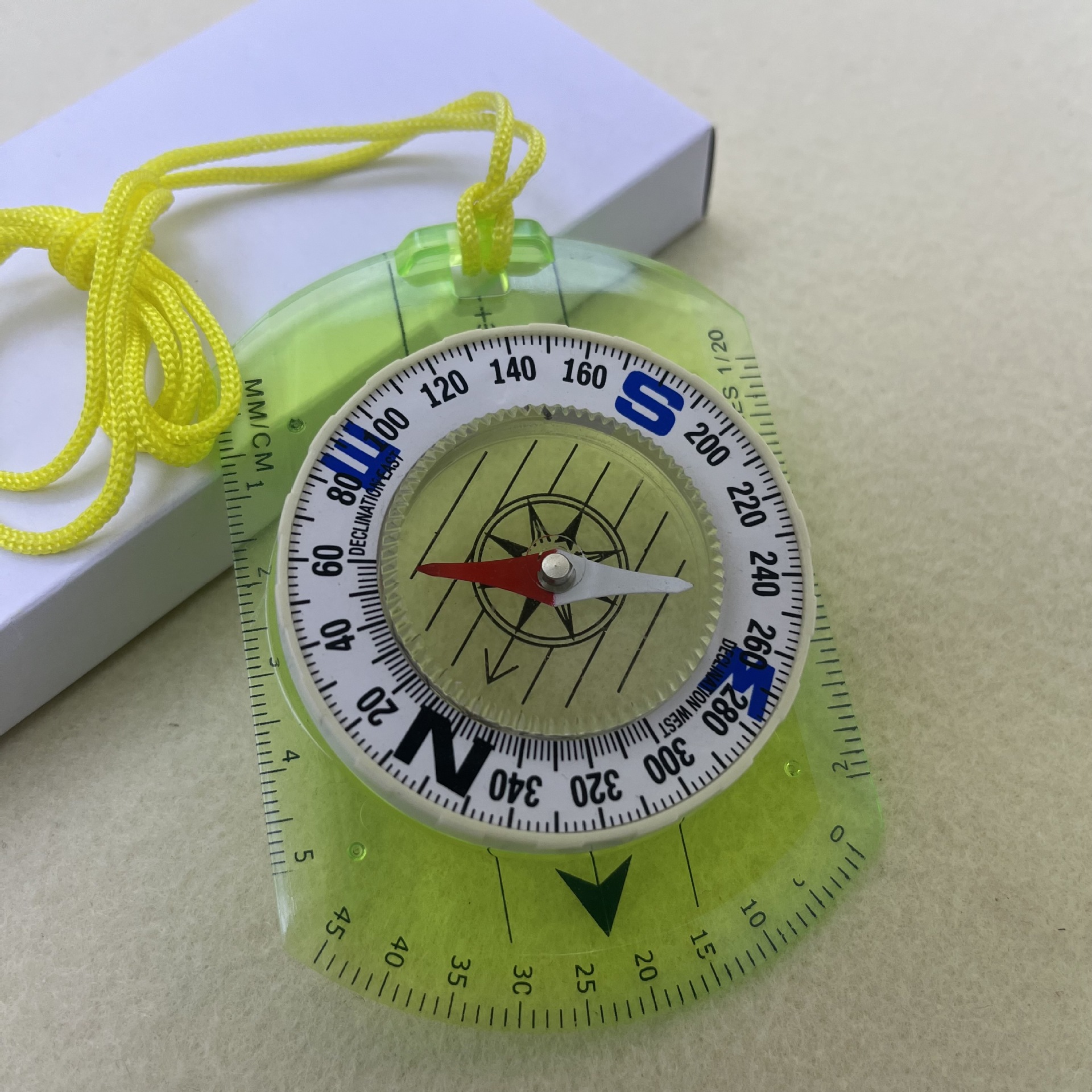 New Amazon bestseller acrylic colored transparent compass student gift outdoor compass