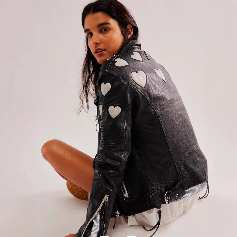 European and American cross-border Amazon Autumn and winter short, casual and fashionable zipper spring jacket for women MG575 Application Scenario