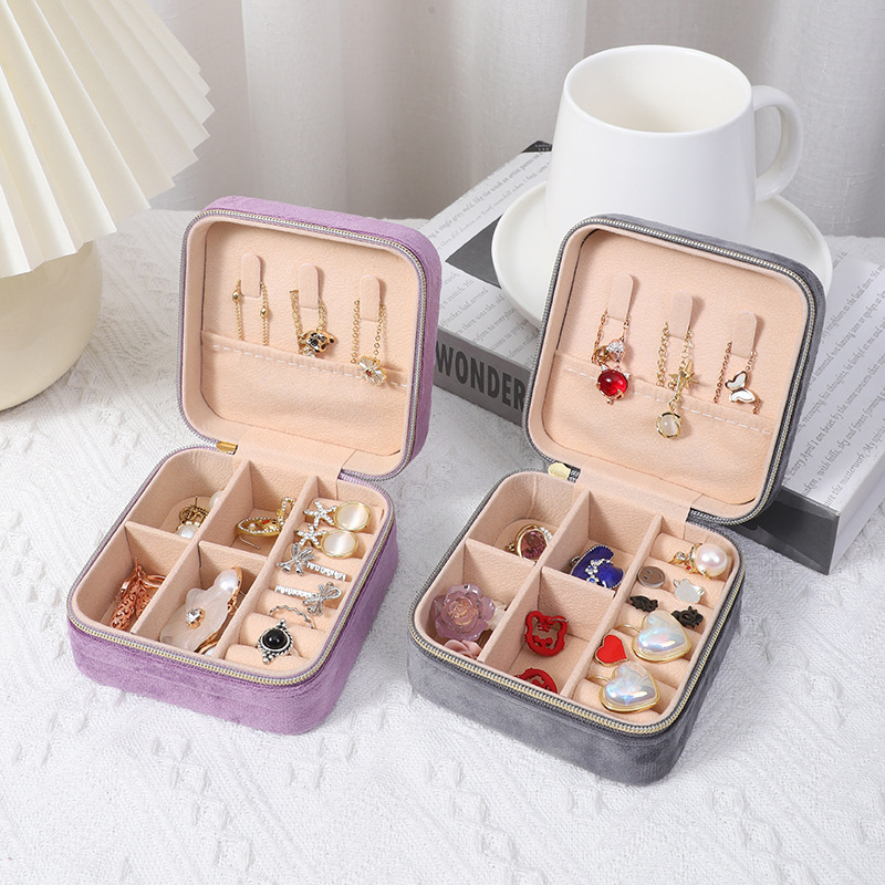 Jewelry Box Small Portable High-Grade Exquisite New Earrings Earrings Necklace Ring Jewelry Storage Box Advanced Specification drawing
