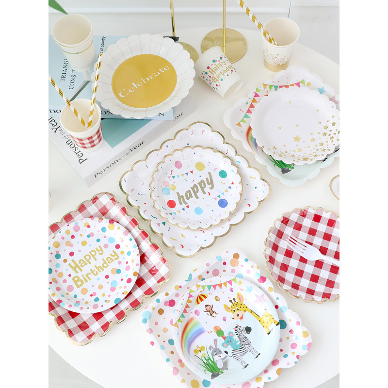 儿童聚会盘蛋糕一次性纸盘派对盘子新年甜品台摆件野餐餐具生日