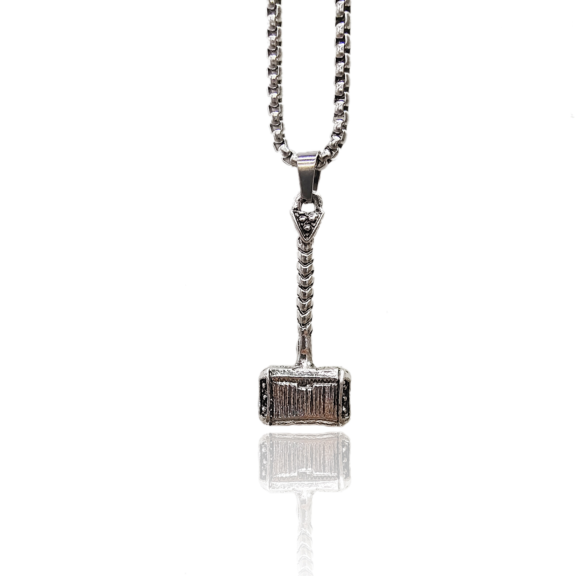 Net Red Men's Necklace European And American Military Brand Necklace Sweater Chain Alloy Thor Hammer Pendant Stainless Steel Necklace Batch