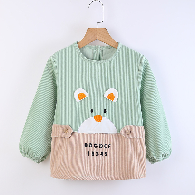 Baby corduroy cover for boys in autumn and winter, Korean version of infant feeding bib for children, waterproof and dirt-proof, reversible dressing for children Application Scenario