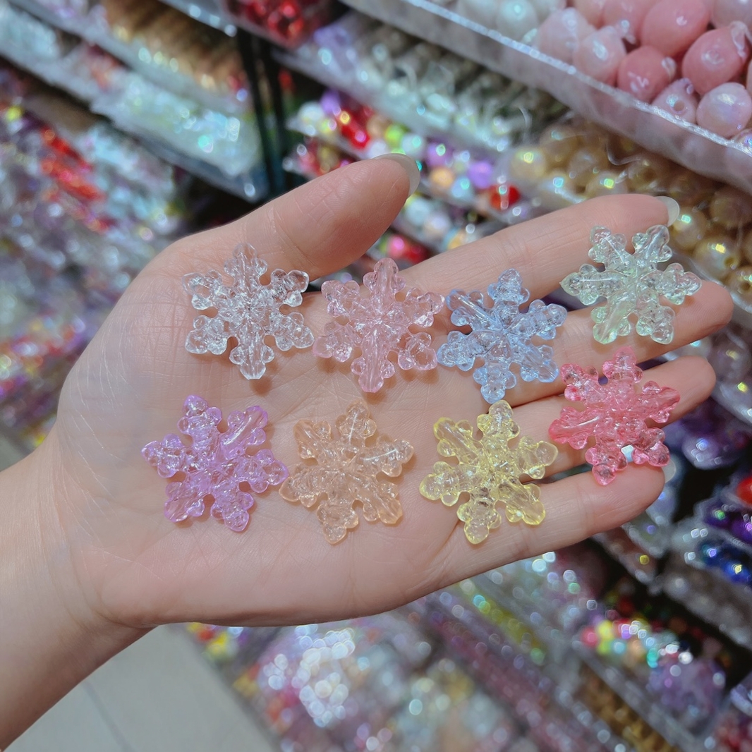 Acrylic floral ice crack straight hole snowflake handmade diy scattered beads mobile phone chain keychain pendant accessory material Specification image