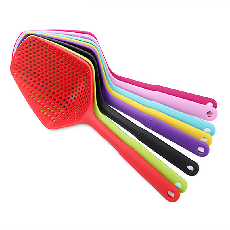 Amazon Plastic Water Spatula Water Spatula Plastic Ice Spatula Hedge Colander Kitchen Gadget Application Scenario