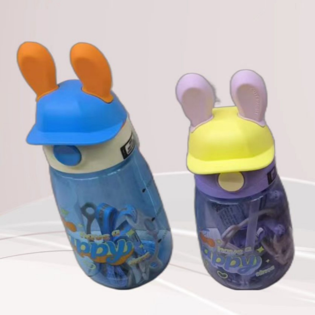 2024 New plastic creative children's carrier water bottle, cute water cup for kindergarten students, bear straw cup details Picture