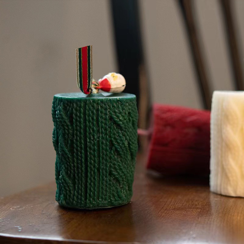 Woolen column Christmas candle in an ins style prop, Christmas decoration, columnar woolen-shaped scented candle details Picture