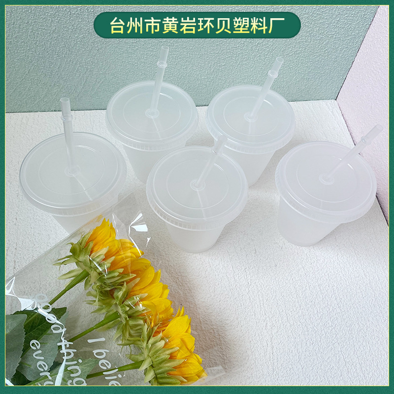 Manufacturers Direct Transparent Pp Lightweight Compact Plastic Sippy Cup 500Ml 700Ml Portable Plastic Cup Application Scenario
