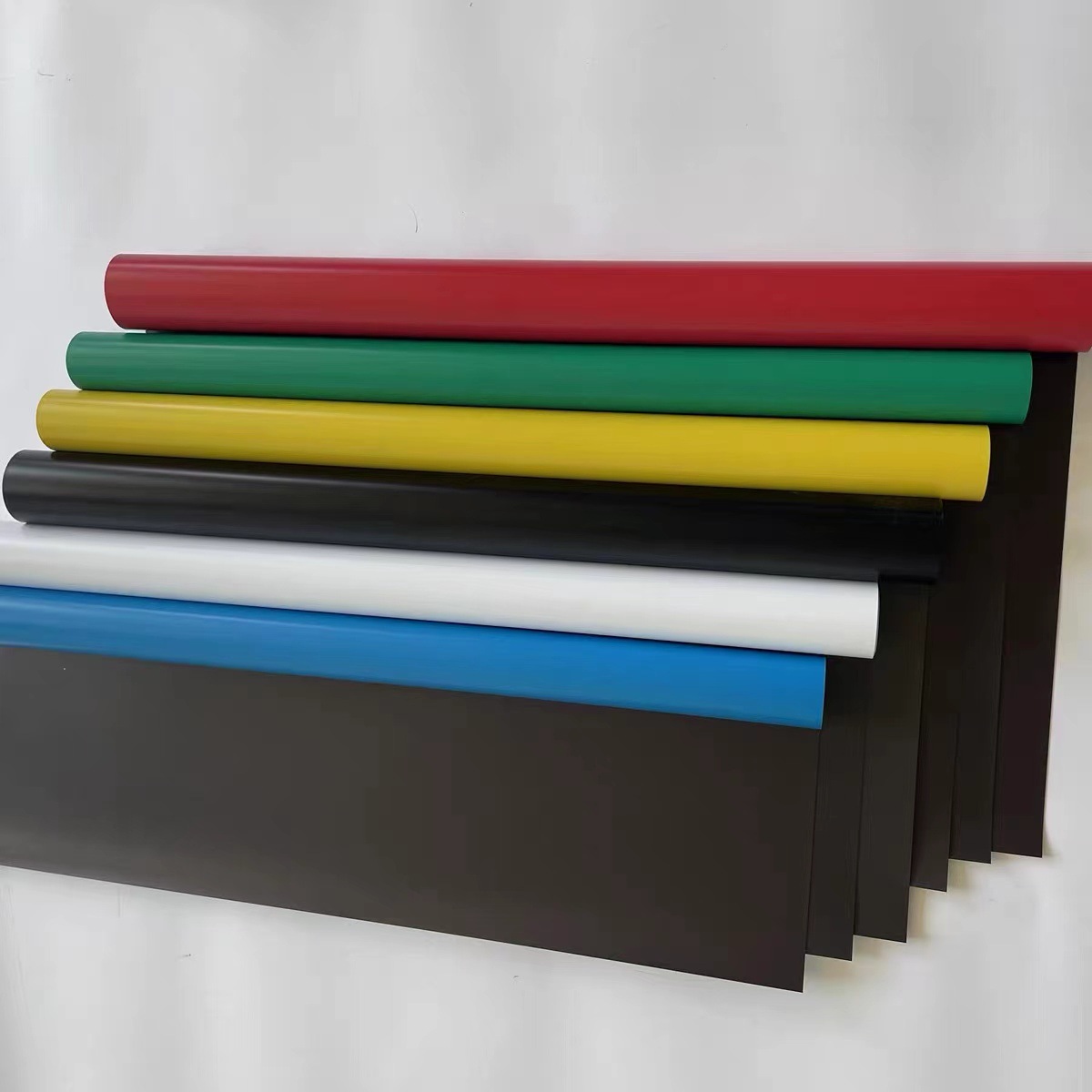 Factory Direct Sales A4 With Adhesive Soft Magnetic Color Soft Magnetic Can Be Cut Diy Magnetic Strip Rubber Magnet Rubber Disc details Picture