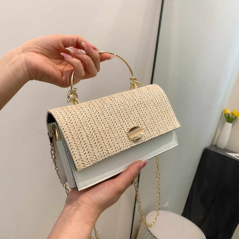 Spring western style bag female 2022 new woven simple fashion Korean version of the texture chain trend diagonal body small square bag thumbnail