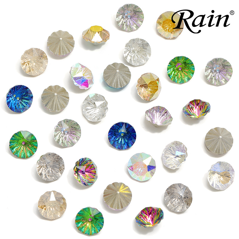 Wholesale of new simple DIY jewelry accessories from the manufacturer, including silver-plated pointed-bottom glass diamonds with gemstones Application Scenario