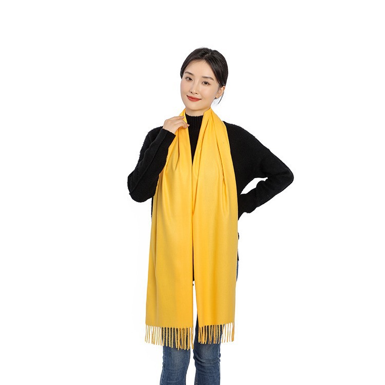 The manufacturer of yellow scarves for ancestral worship during the Qingming Festival and the Chongyang Festival, with printed characters, embroidered logos, ancestral temple fairs, and sacrificial scarves Application Scenario