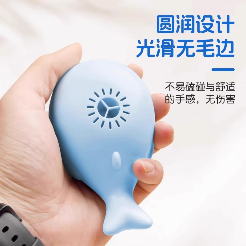 Whale floating cat toy, electric cat playmaker, self-entertainment and boredom relief tool, pet supplies, intelligence and energy consumption floating ball Application Scenario