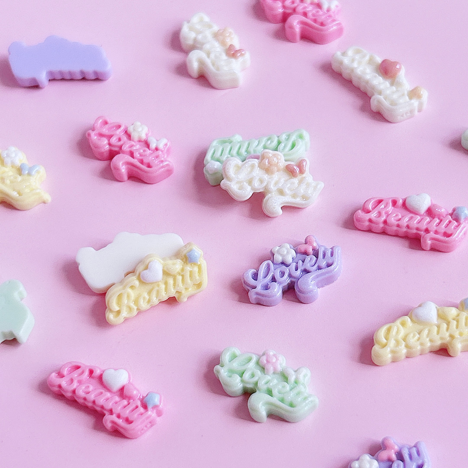 XN Mini Cute Character Tag Series Accessories diy Jewelry Handcrafted Hair Accessory Grab clip decoration and matching material stickers Application Scenario