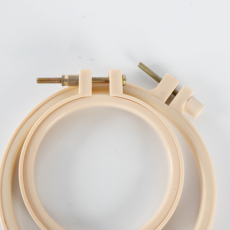 Imitation Bamboo Plastic Embroidery Stretcher Embroidery Frame Embroidery Taut Hand Embroidery Frame Brace Cross-Stitch Frame Embroidery Ring Specification drawing