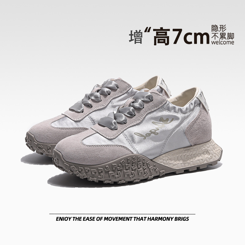 女式休闲单鞋实物图