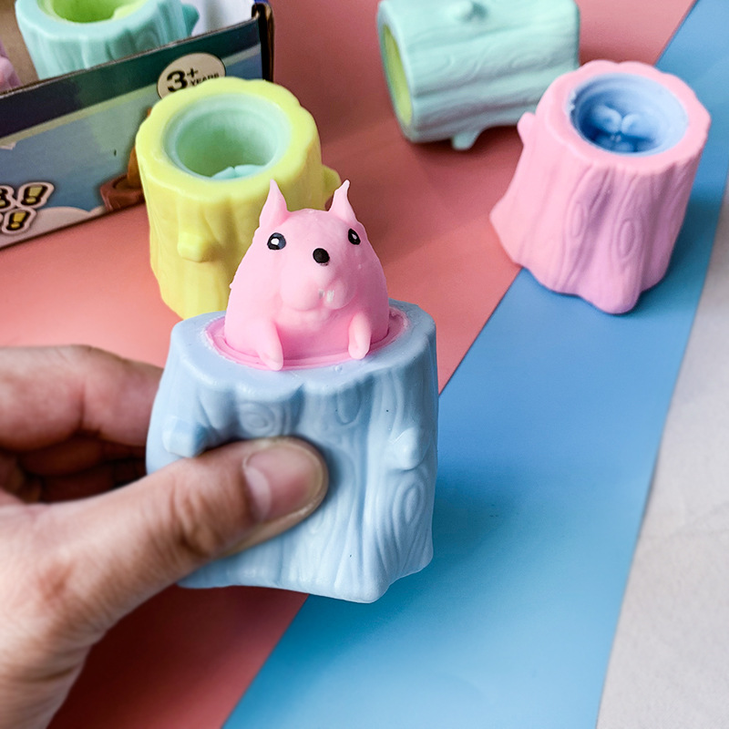 New stress-relieving Squirrel Cup, multi-color squeezing and pinching fun pocket, little animal release tool, stress-relieving pinching toy details Picture
