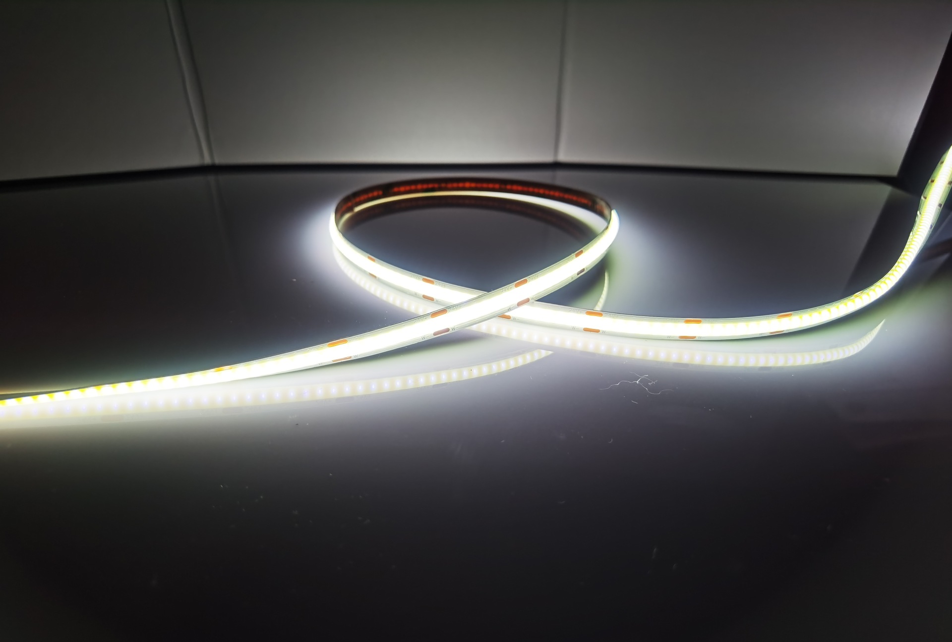 608灯8M/10MM双色/24V三色灯产品图