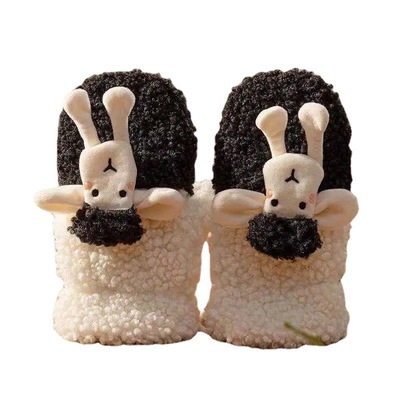 Sweet and warm cashmere gloves with Japanese and Korean styles, cartoon animals, full-bag gloves for girls, neck-hanging cold-proof mitten gloves Item Picture