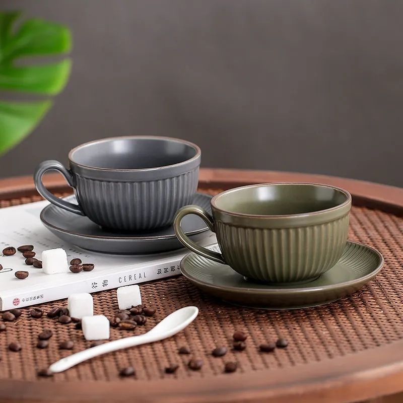 Wholesale and consignment sales of European-style small cups, ear-hanging, ceramic latte art cups, and retro afternoon tea cups from the manufacturer Item Picture