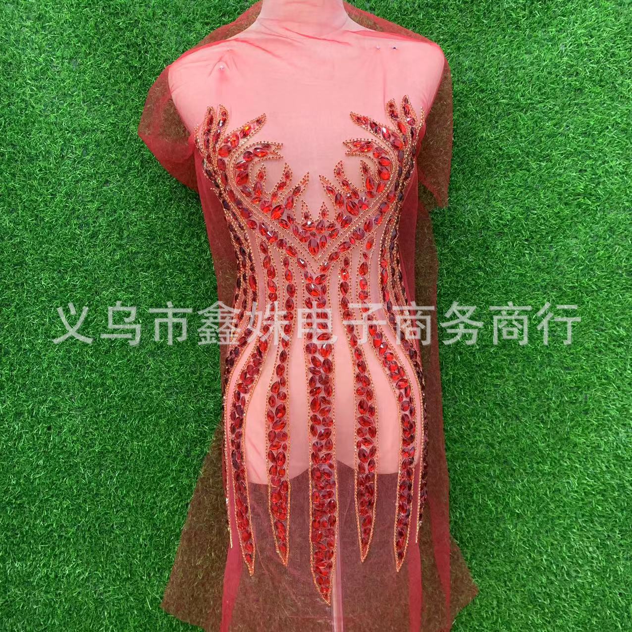 إعادة عمل كبيرة، محاطة بأذرع كبيرة، Specification image