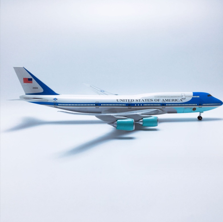 47cm voice-activated LED light aircraft model with wheels Specification drawing