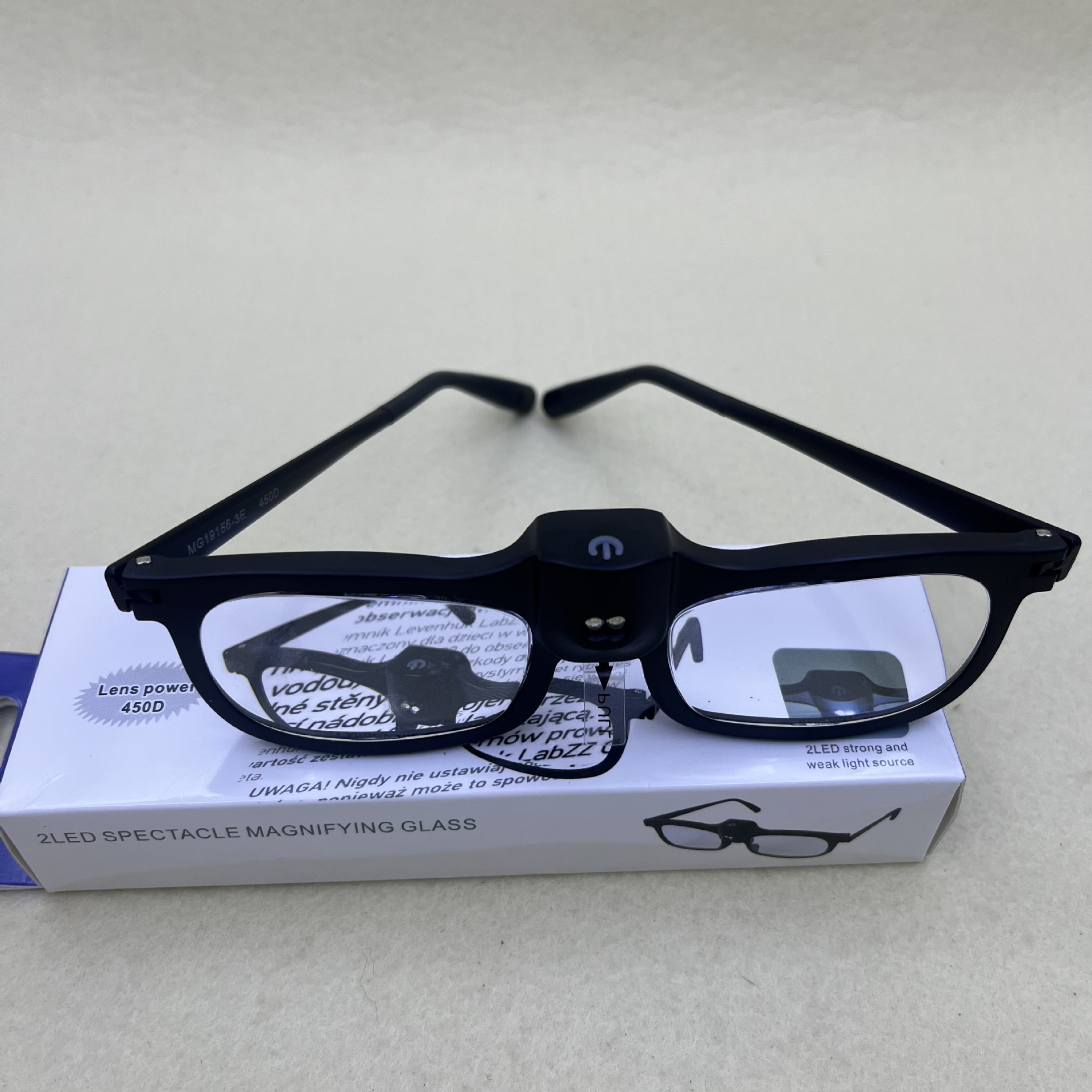 新品19156/450D眼镜式带2LED灯放大镜 200度老花镜老人阅读跨境详情图1