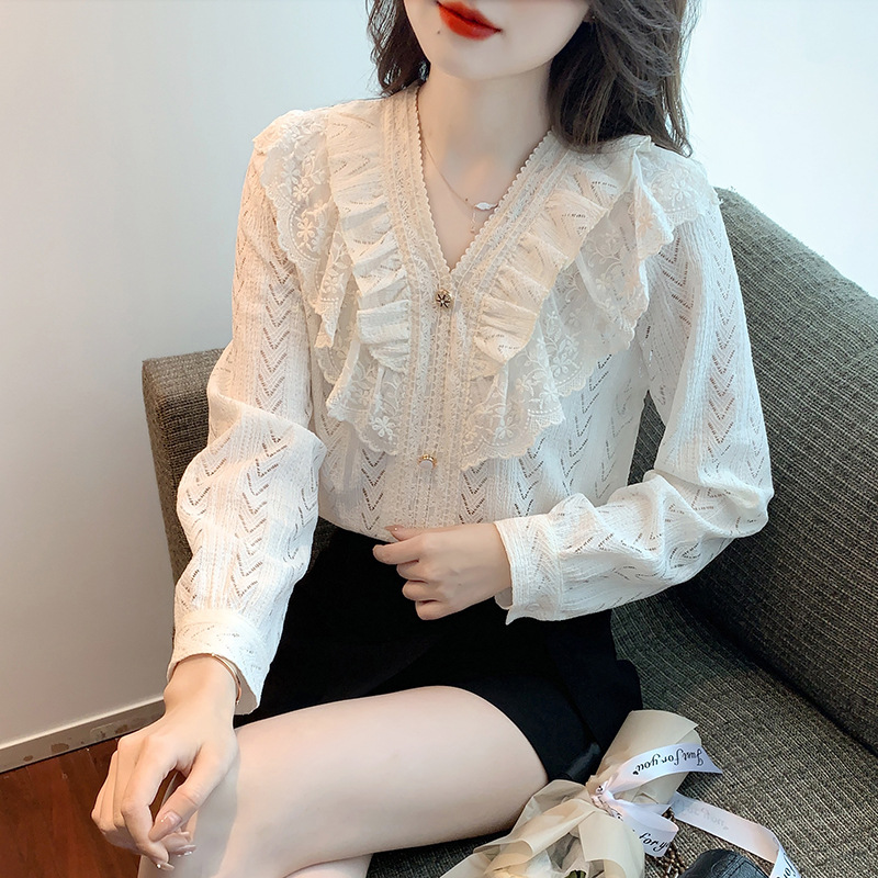 French lace V-neck early autumn chiffon shirt for women's autumn 2022 new long-sleeved, unique and stylish details Picture