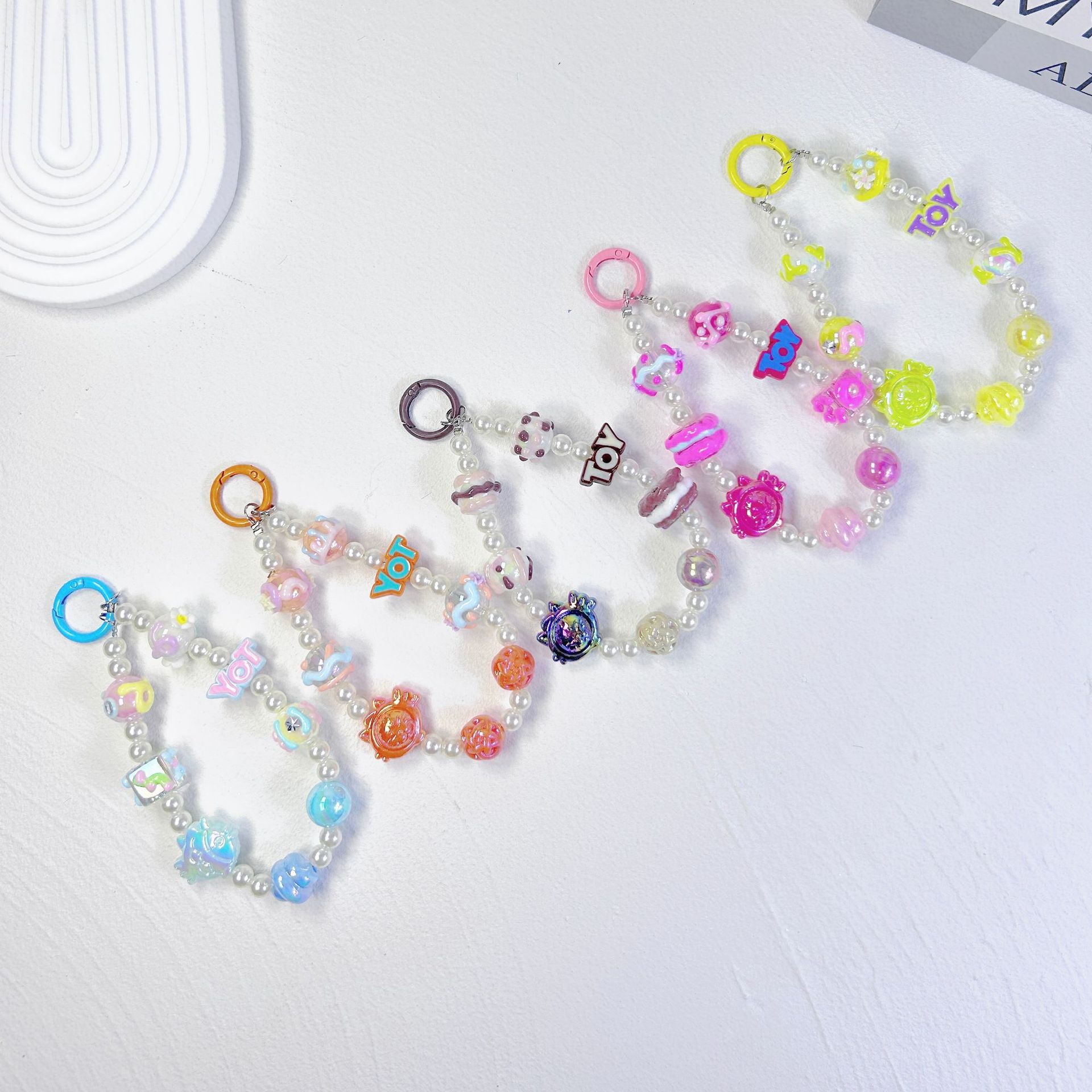 Creative Hand-Painted Beaded Mobile Phone Chain Keychain Beaded Mobile Phone Chain Mobile Phone Case Accessories Mobile Phone String Hanging Bag Pendant