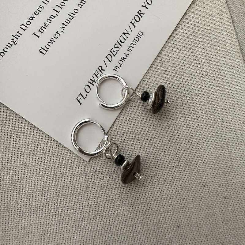 s925 pure silver hand-twisted stone earrings, a Japanese niche design with a cold and elegant irregular beaded ear rings and earrings Application Scenario