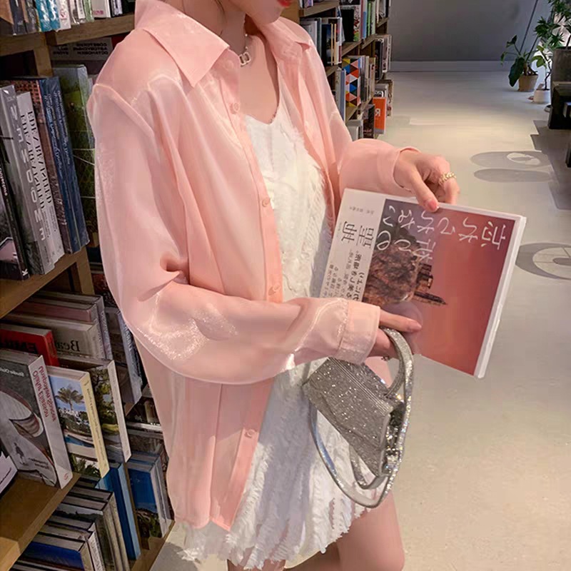 Summer women's shirts wholesale in South Korea, Korean style, fashionable, loose, versatile, breathable, ice silk long-sleeved cardigan, thin coat Application Scenario