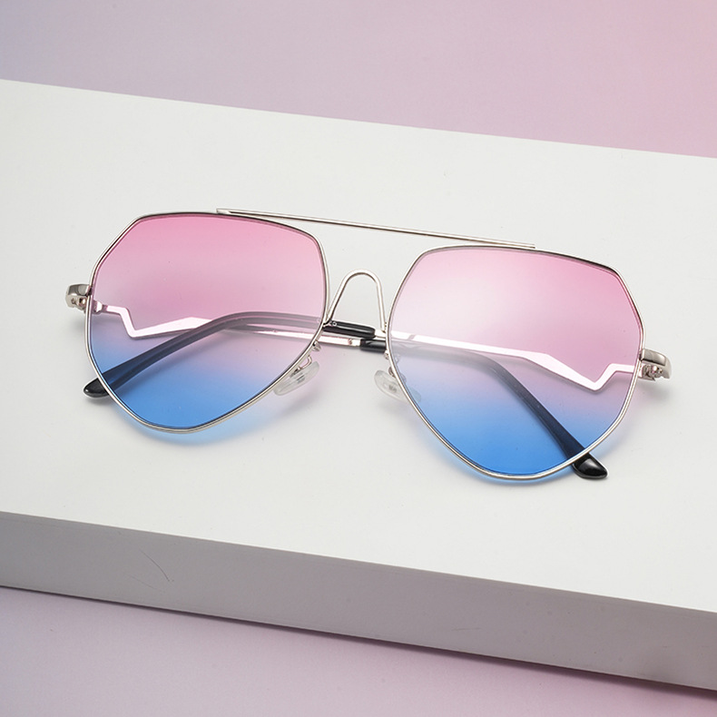 Fashionable sunglasses for men and women, European and American metal sunglasses 2024 new product, polygonal glasses, dazzling color film sunglasses details Picture