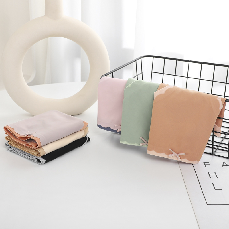Japanese-style girl's ice silk seamless underwear, women's color-blocking bow breathable mid-waist graphene pure cotton crotch triangle pants details Picture