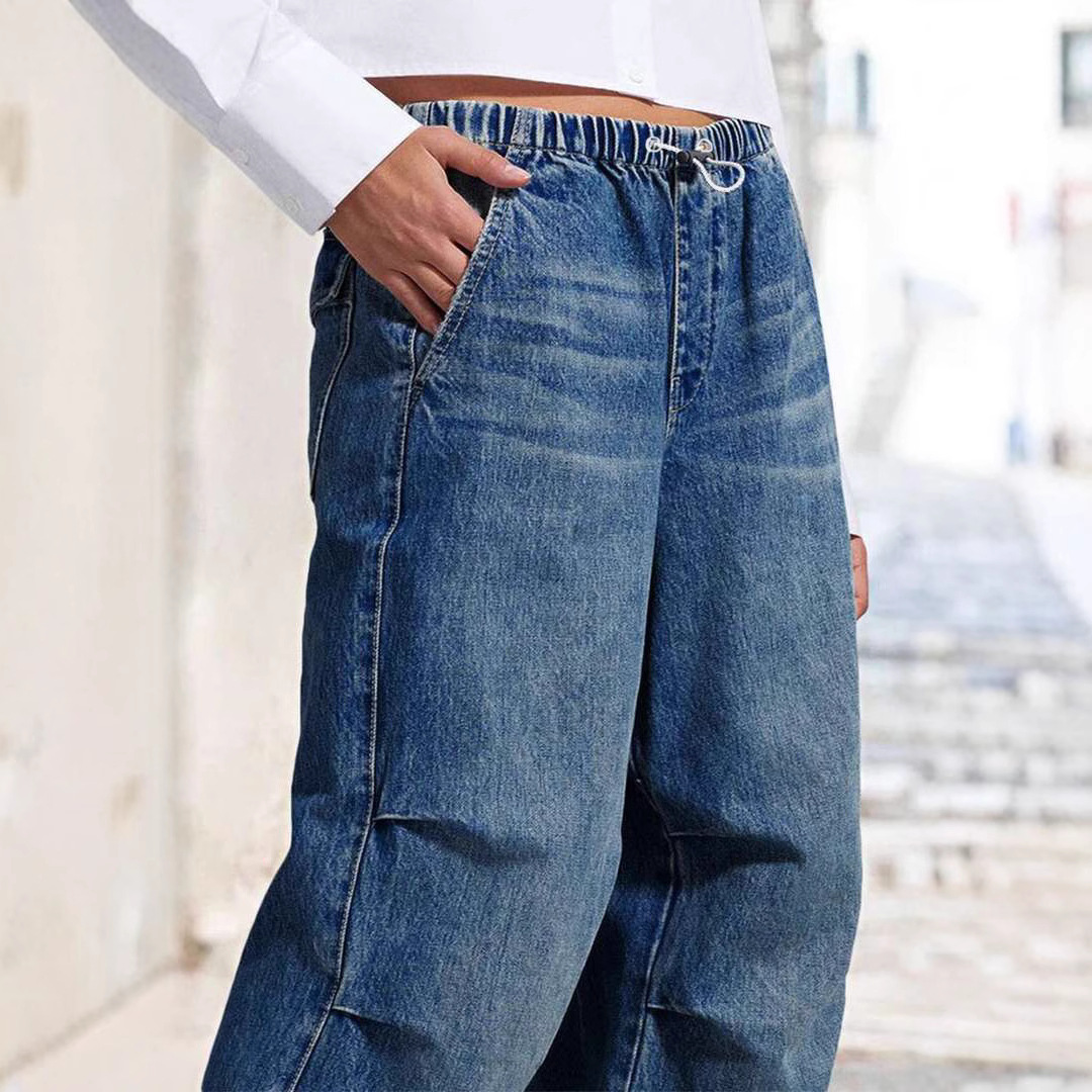 Spring 2025 new European and American cross-border mid-waisted wide-leg pleated loose jeans for women's wear, street retro straight-leg pants Application Scenario
