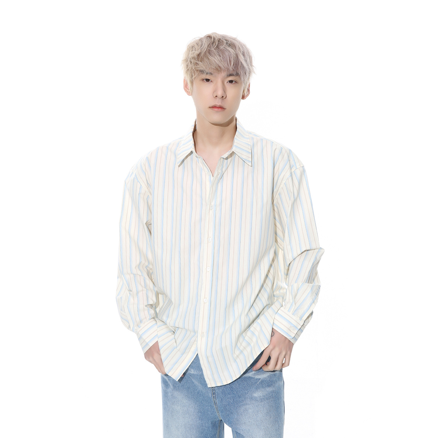 MTLCLOTHES men's Wear: New Spring 2024 collection - Japanese-style simple vertical striped loose casual long-sleeved shirt details Picture