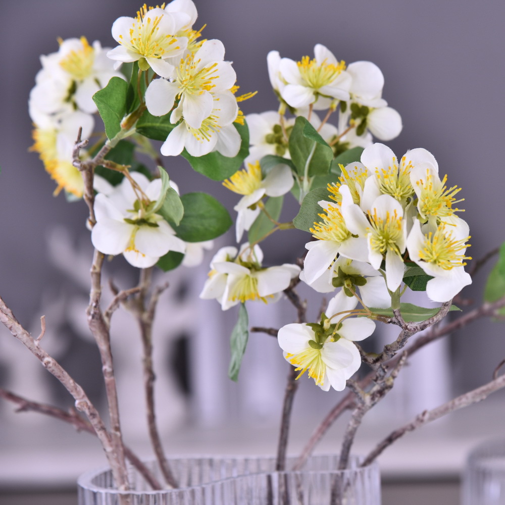 Wholesale of artificial flowers from the original factory, including artificial pear blossoms, cherry blossoms, duckweed flowers, model rooms, living rooms and hotel decorations Application Scenario
