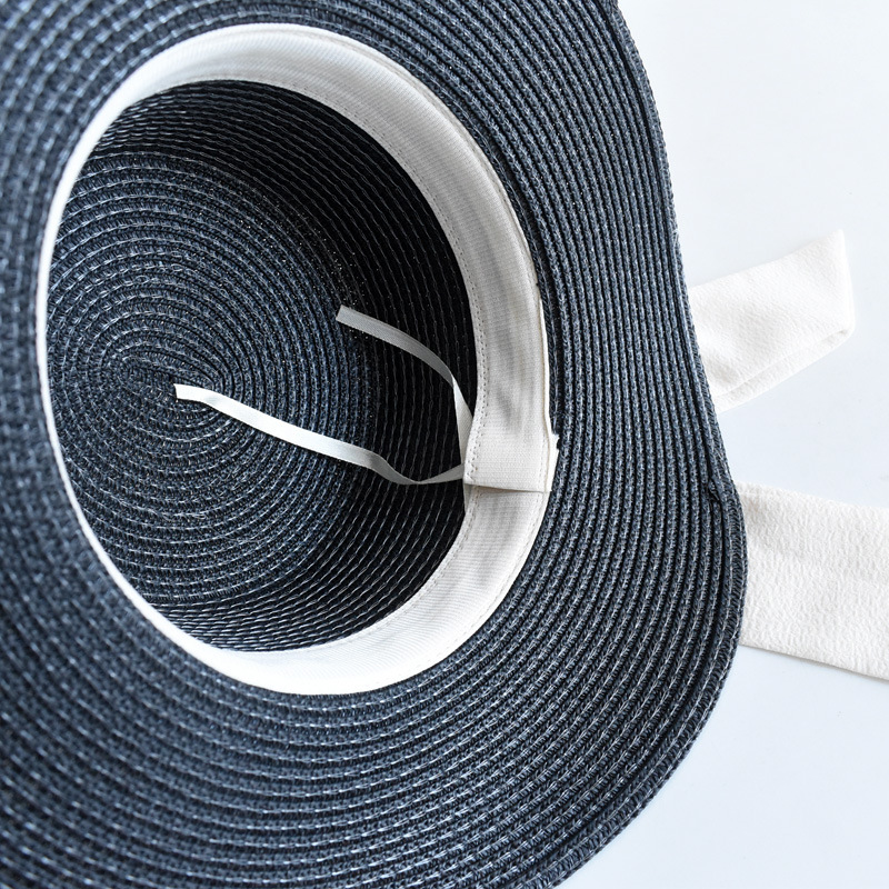 Vintage French Hepburn Black Net Red Straw Hat Sun Hat Sun Block Beach Hat Female Summer Big Rim Sun Hat Application Scenario