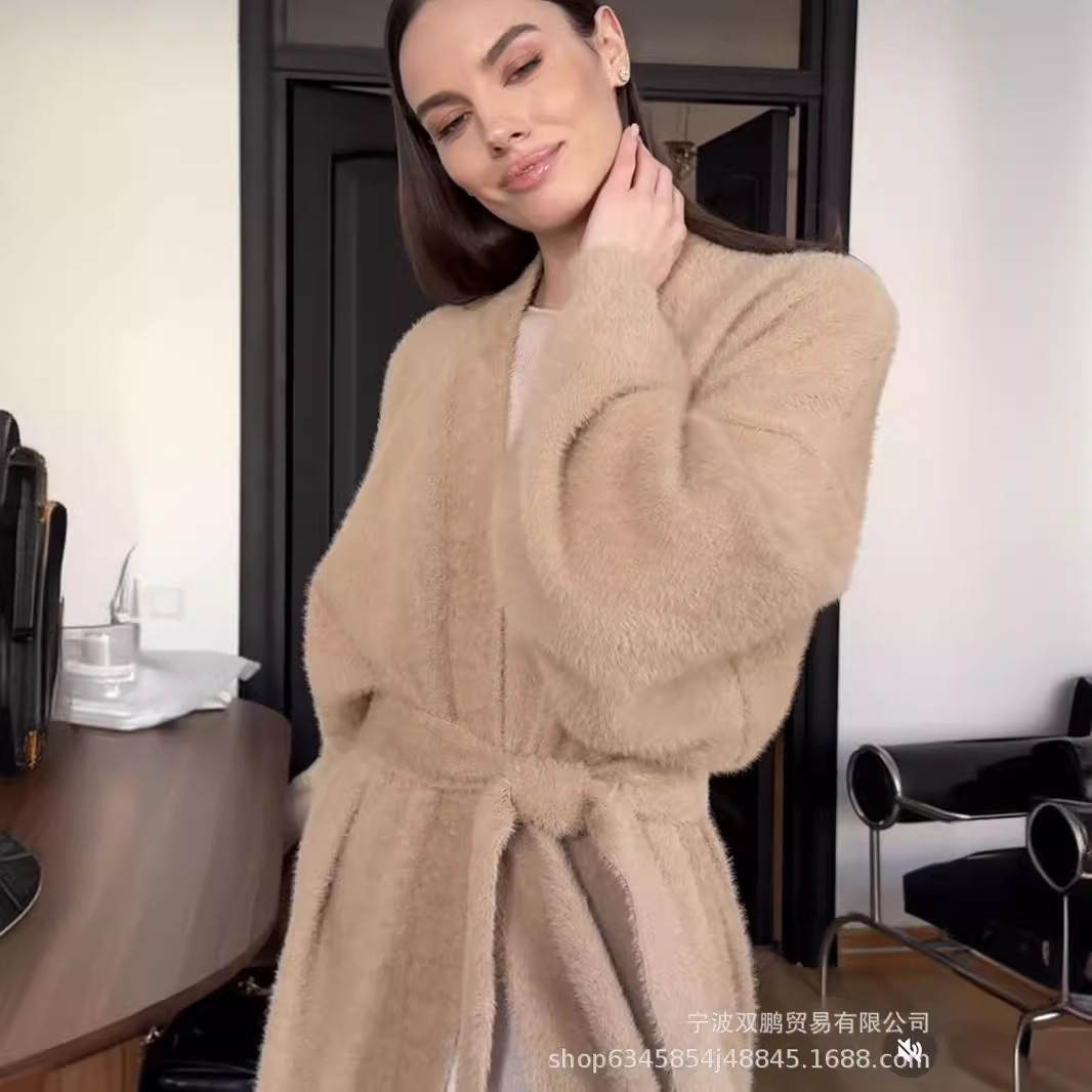 毛衣/女装女式v领时尚休闲/毛衣女/女装/外套女宽松韩版产品图