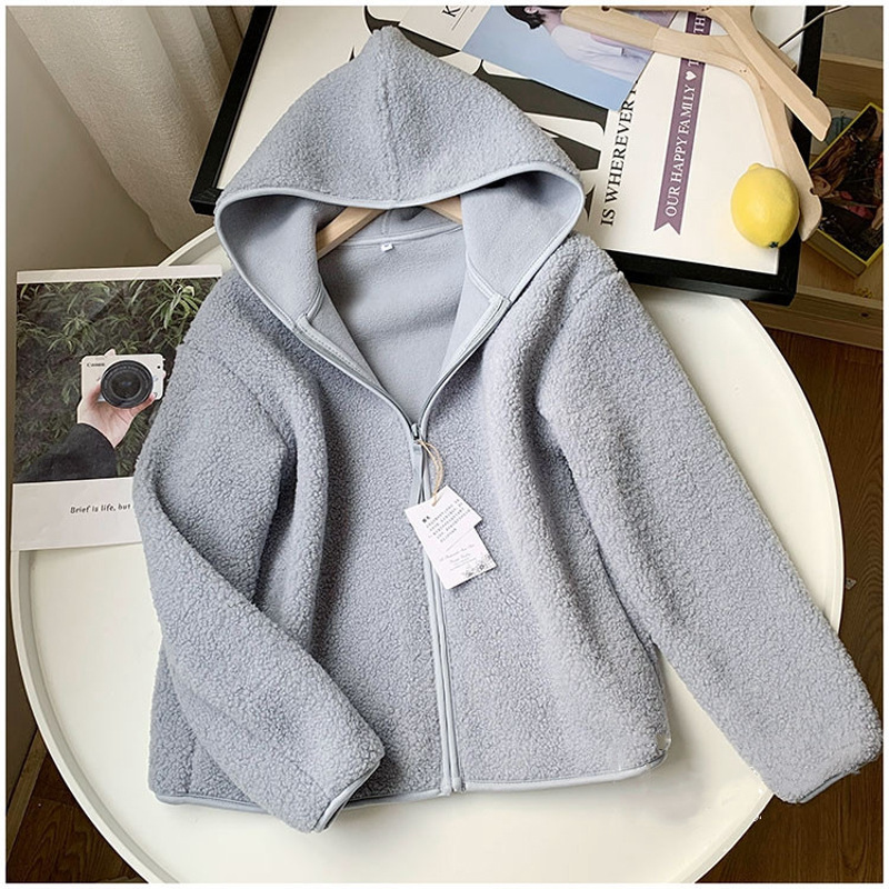 户外功能棉服实物图