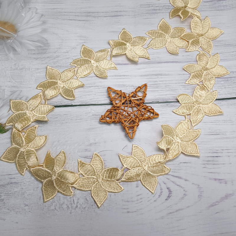 New product in stock: Water-soluble embroidered six-leaf flower, flower barcode, non-elastic hollowed-out curved edge lace clothing accessories Specification image