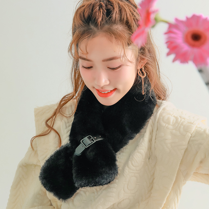 2022 New Leather Buckle Plush Scarf Korean Version Imitation Rabbit Hair Cross Warm Bib Solid Color Fur Collar Collar Wholesale Application Scenario