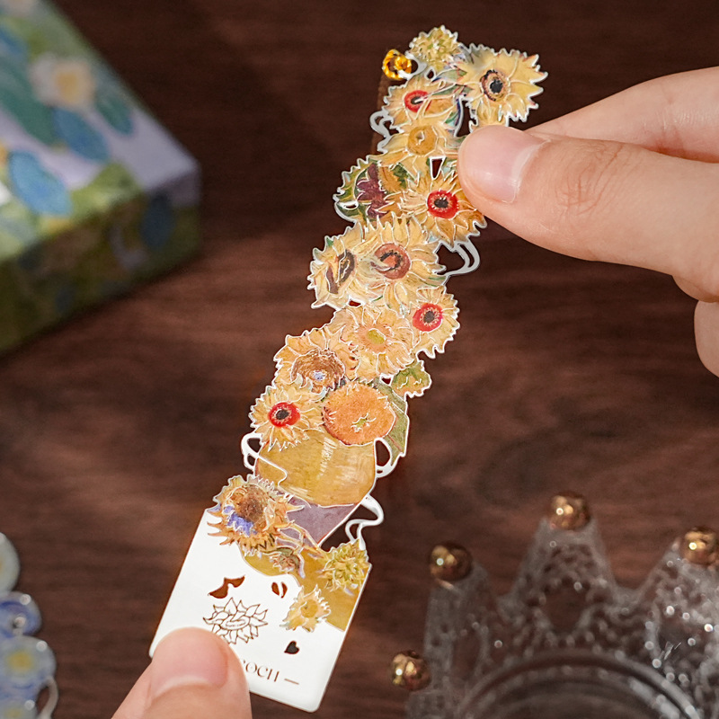 Encounter Van Gogh series oil painting hollowed-out metal bookmarks, retro, high-end and exquisite bookmark souvenirs, student gifts Specification image