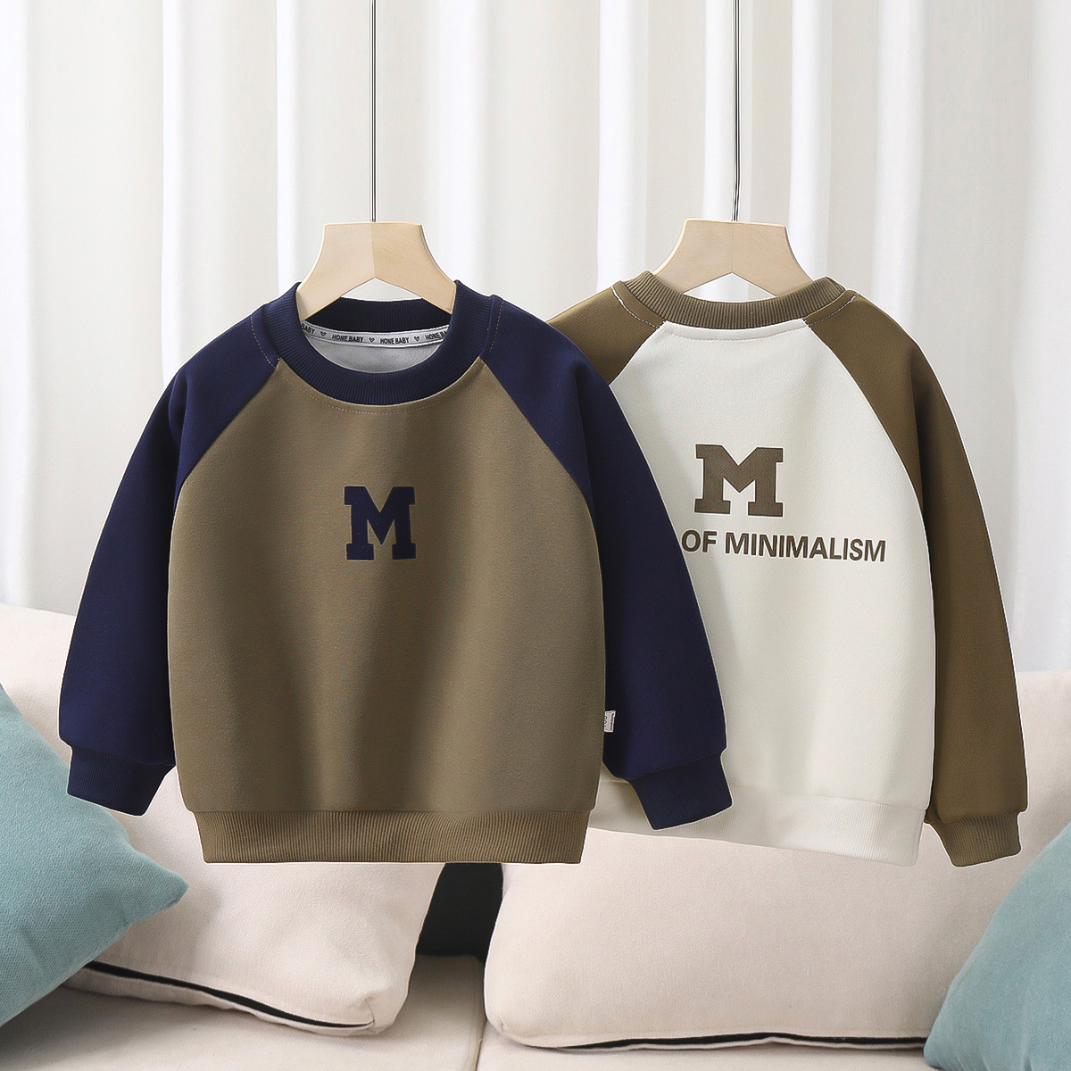 Children's hoodie autumn new style Children's long-sleeved T-shirt, boys' and girls' color-blocked base shirt, infants' and babies' single top details Picture