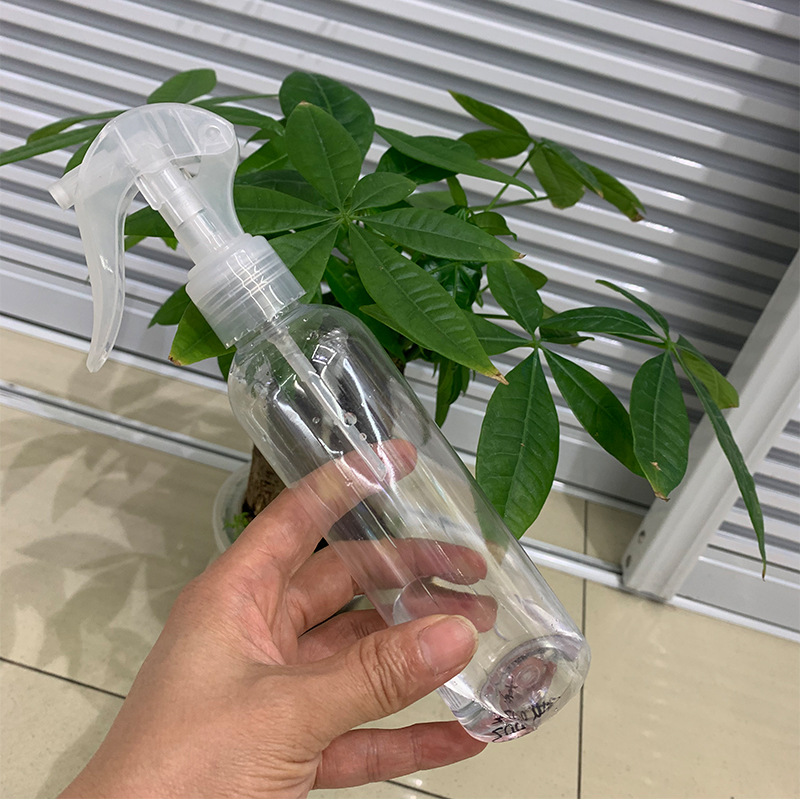 Transparent Travel Bottle Small Mouse Nozzle Plastic Spray Emulsion Bottle Small Watering Can Cosmetic Packaging Bottle Wholesale Specification drawing