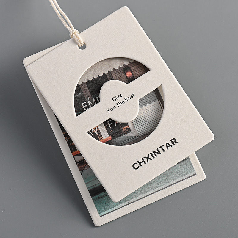 新款网红款特种纸衣服挂牌定制通用简约服饰吊卡标签服装吊牌定做