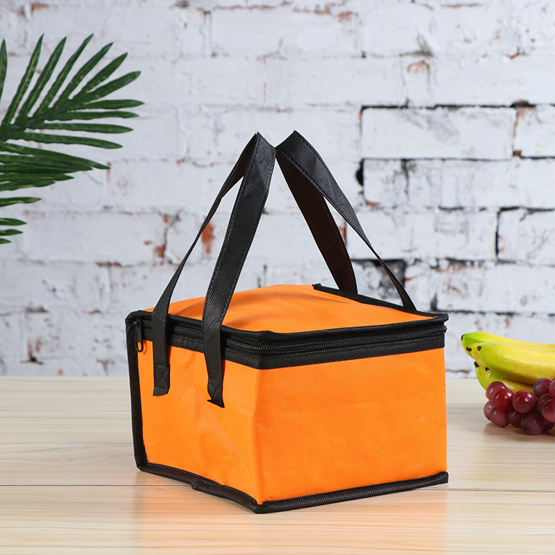 Hand-held takeout insulated bag with aluminum foil zipper for preservation and refrigeration
