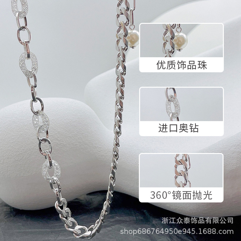 Obi new network management niche design sense spliced thick chain fashion simple collar bone chain fashion accessories female full figure