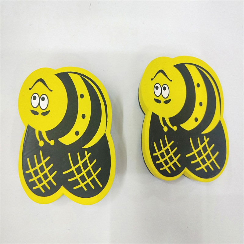 Creative cartoon magnetic white board erasers, office and study supplies, EVA sponge felt, mini and cute little bee board erasers Specification image