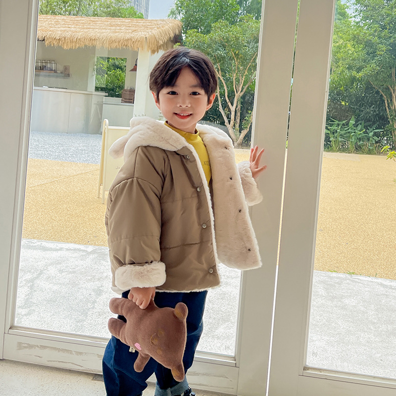 Wanwan Children's autumn and winter cotton-padded jackets, thick down jackets for boys, girls and babies, live-streamed foreign trade children's clothing Application Scenario