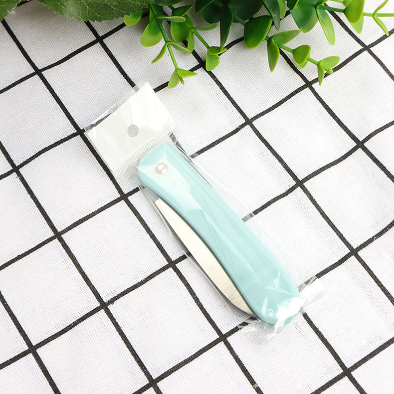 Stainless steel folding fruit knife, fruit peel knife, household knife, folding knife, portable fruit knife Application Scenario
